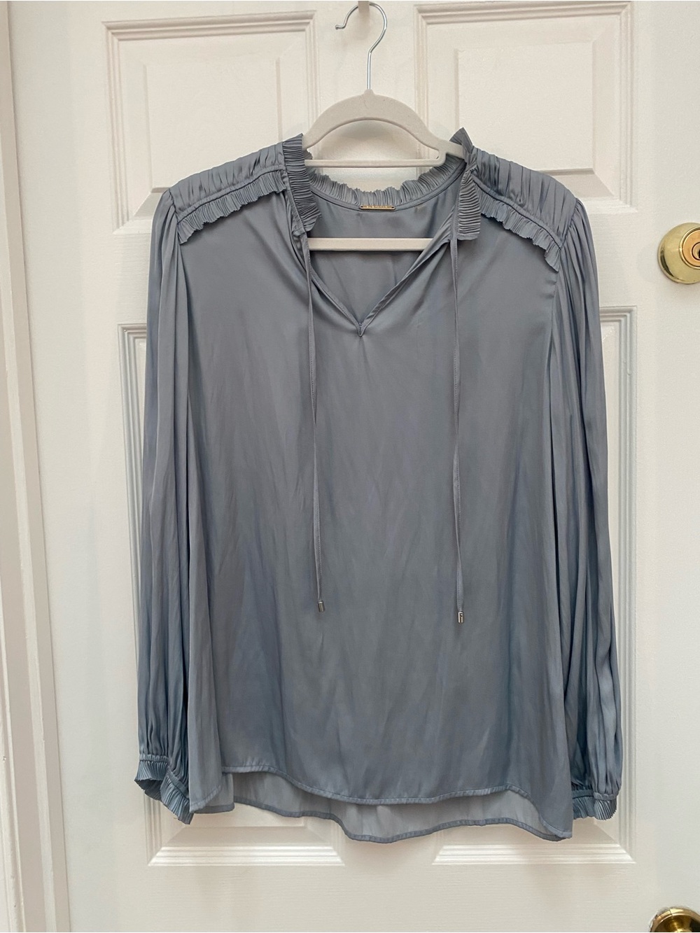 Elie Tahari Slate Blue Pleated-Yoke Tie-Neck Blouse - Large
